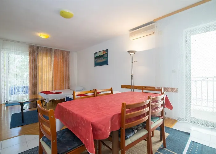 Ante Tonci Apartment Makarska