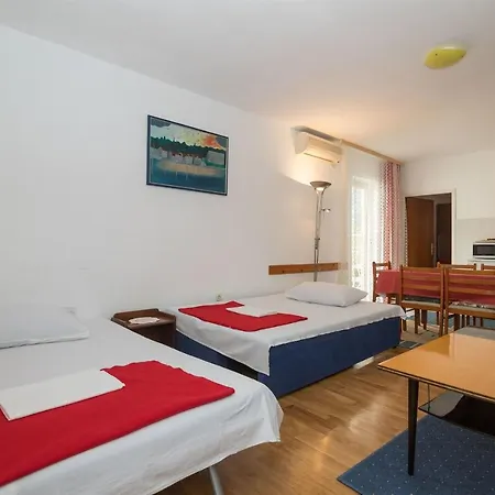 Ante Tonci Apartman Makarska